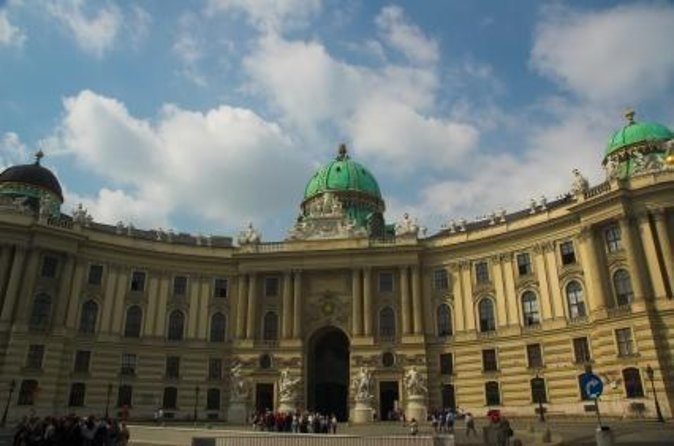 Vienna Horse-drawn Carriage Guided Tour - Key highlights that matter before you book