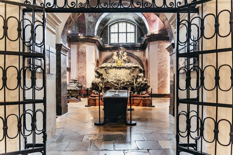 Vienna: Imperial Crypt Entrance Ticket - What You’ll Actually See: Sarcophagi, Urns, and Funerary Art That’s Too Beautiful to Ignore