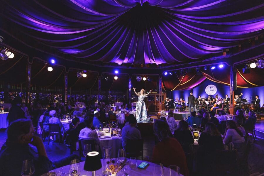 Vienna: Johann Strauss Dinner Show at the Prater - The Mirage in Vienna’s Prater: a show venue built for atmosphere