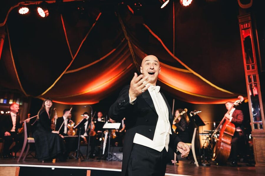 Vienna: Johann Strauss Dinner Show at the Prater - The finale that surprises: from Strauss to modern violin energy
