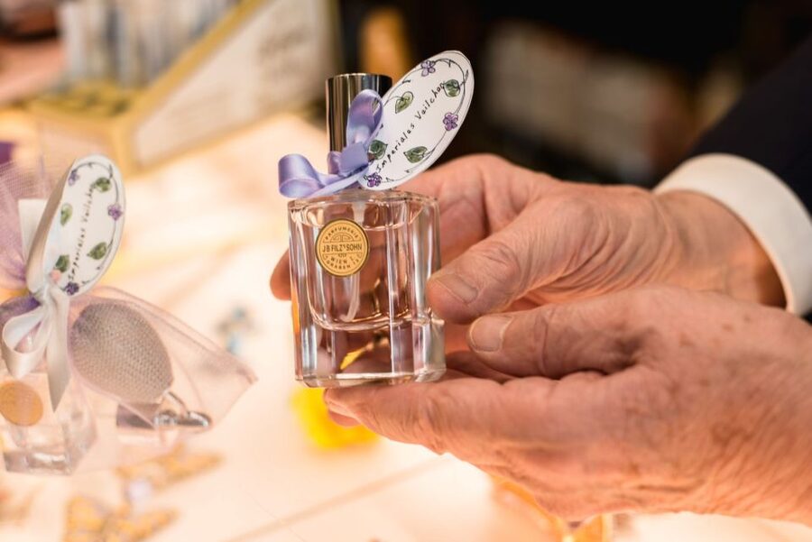 Vienna: KuK Perfumery Filz - Viennese Perfume Tasting - Taking home an original Viennese perfume souvenir