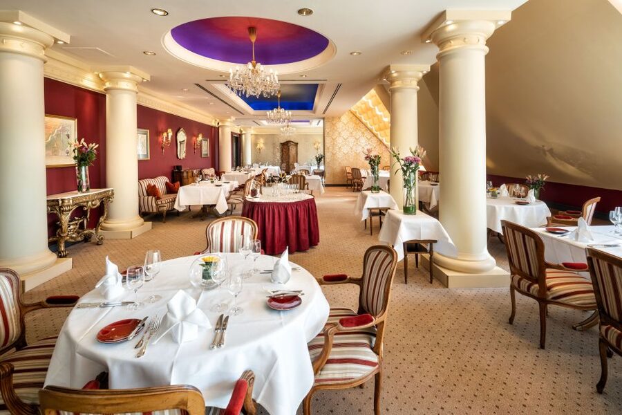 Vienna: Mozart Concert and Austrian Delights Dinner - Who should book, and who should think twice
