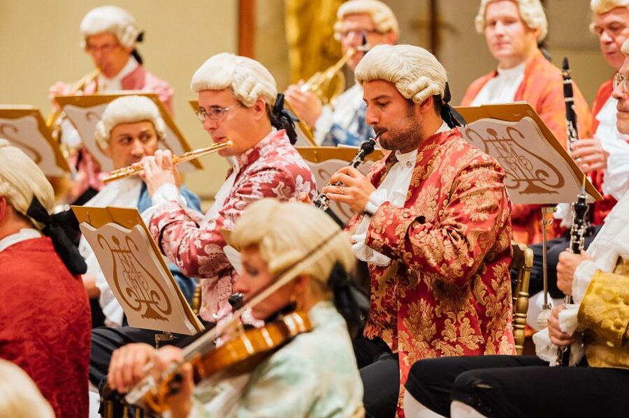 Vienna: Mozart Concert at the Golden Hall - Dress code and the coat plan: smart casual, and use the cloakroom