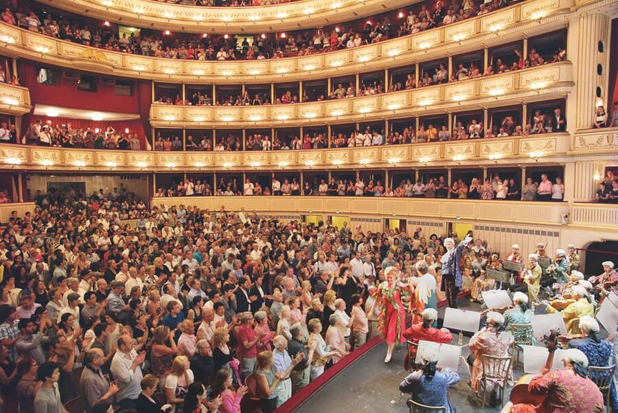 Vienna: Mozart Concert at the Vienna State Opera - The Strauss Factor: Blue Danube and Radetsky March