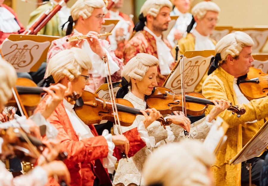 Vienna: Mozart Concert in the Brahms-Saal - The conductor’s audience moment: fun, brief, and optional-feeling