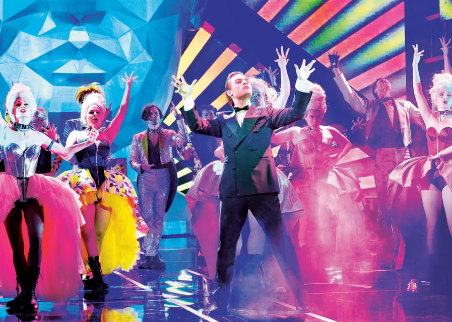 Vienna: Musical Tickets ROCK ME AMADEUS - THE FALCO MUSICAL - Key things to love about the Falco musical in Vienna
