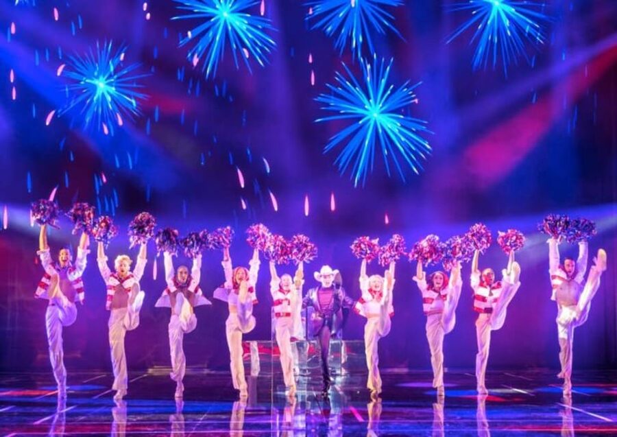 Vienna: Musical Tickets ROCK ME AMADEUS - THE FALCO MUSICAL - Should you book ROCK ME AMADEUS - THE FALCO MUSICAL?