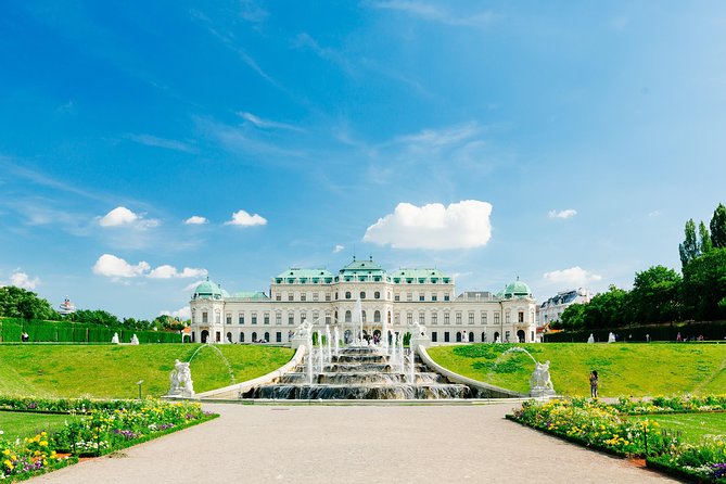 Vienna PASS Including Hop On Hop Off Bus Ticket - Palaces and Big Art: Belvedere and Schönbrunn