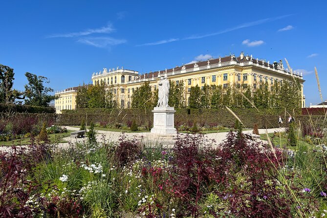 Vienna Private Schönbrunn Palace Tour, Extra Rooms and Gardens - Meeting point and practical start: where to begin smoothly