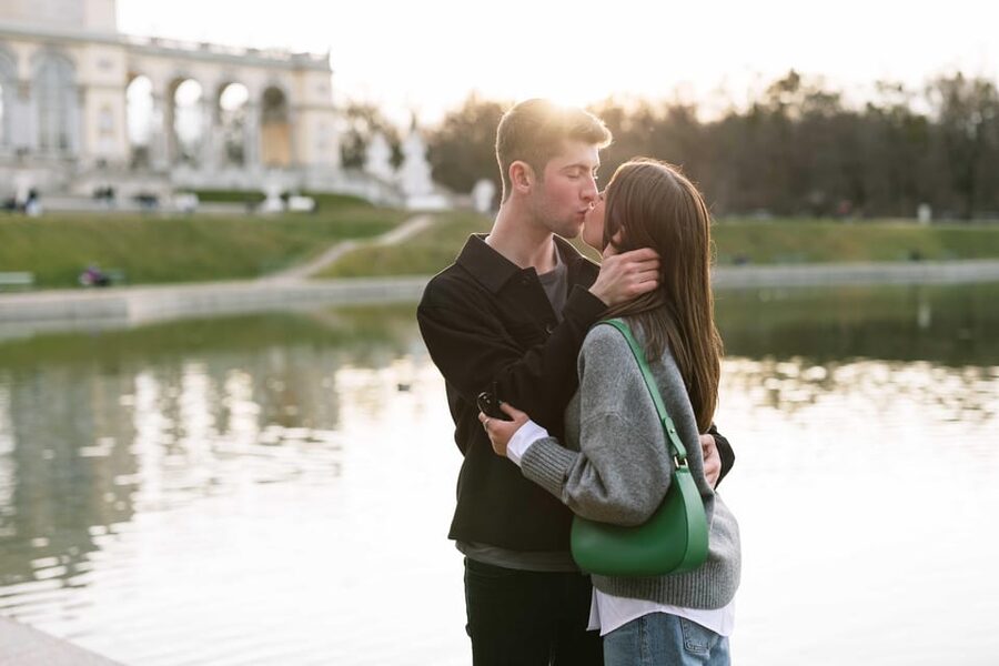 Vienna: Professional Photoshooting - Why this 1-hour Vienna photoshoot works better than you think