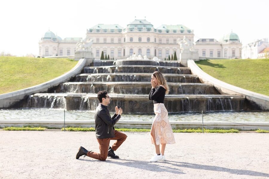 Vienna: Professional Photoshooting - Customizable route: how to get photos that actually feel like you