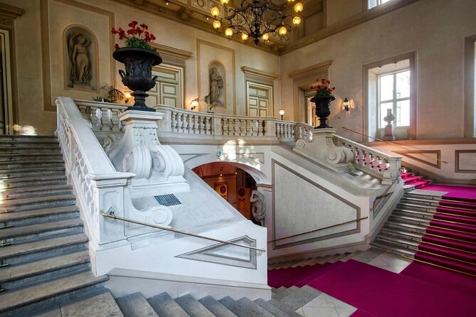 Vienna Residence Orchestra: Mozart and Strauss Concert - The Show Flow Inside Palais alte Börse