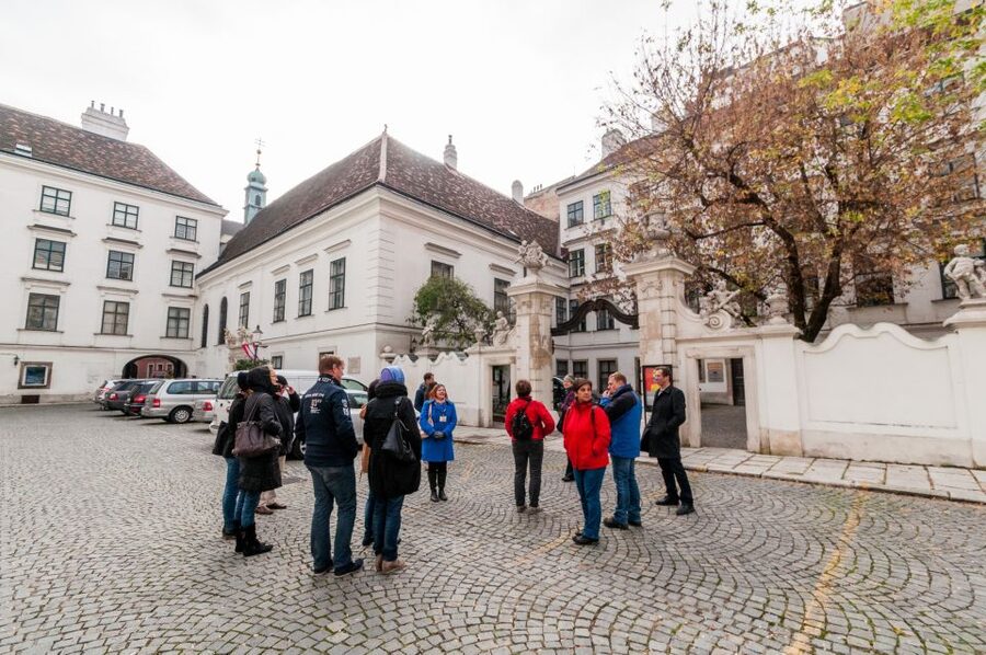 Vienna: Romantic Old Town 2-Hour Discovery Tour - Key points worth your attention