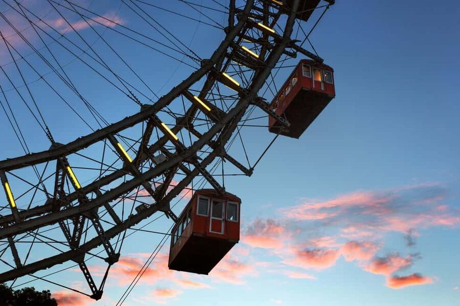 Vienna: Schönbrunn, Belvedere, Big Bus, Giant Wheel & Cruise - Schönbrunn Palace Grand Tour, 40 rooms that reward slow wandering