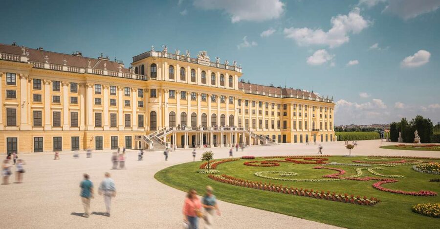 Vienna: Schönbrunn Palace Entry Ticket and Wine Tasting - The Grand Tour with a 60-minute audio guide