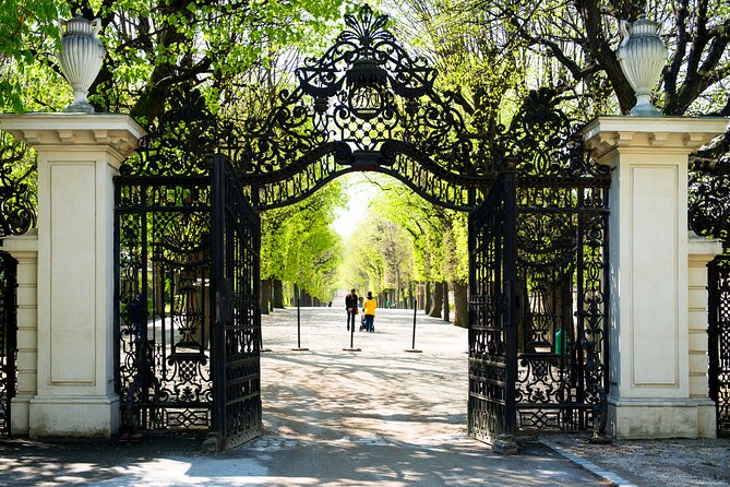 Vienna: Schönbrunn Palace Gardens Private Guided Tour - Price and value: is $163.40 per person worth it?