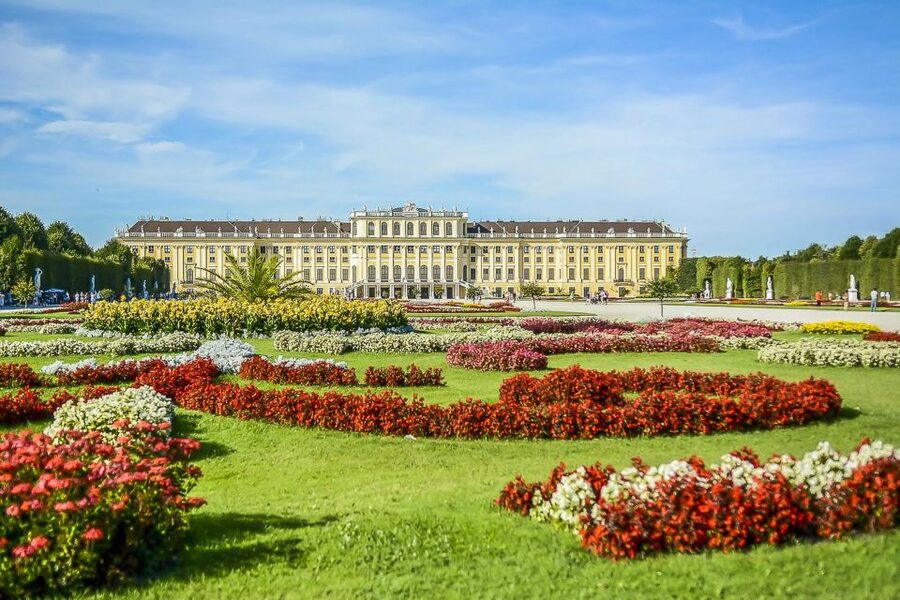 Vienna: Schönbrunn Palace & Gardens Skip-the-Line Tour - Empress Sissi and the Habsburgs: why the stories matter in these rooms
