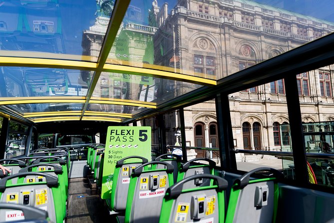 Vienna Sightseeing FLEXI Pass - Turning a voucher into a Vienna FLEXI Pass near the Opera