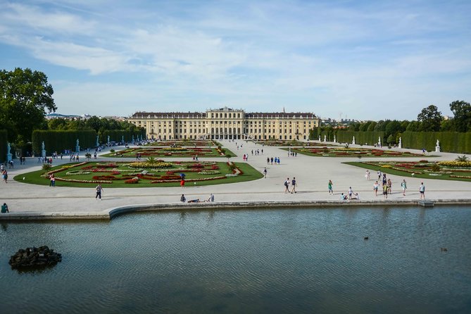 Vienna: Skip the Line Schönbrunn Palace and Gardens Guided Tour - Priority entry, skip-the-line, and the reality of peak crowds