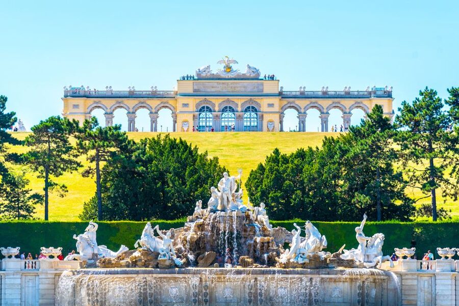 Vienna: Skip-the-Line Schonbrunn Palace Private Tour - Price and value at $267 per person, what you’re really buying