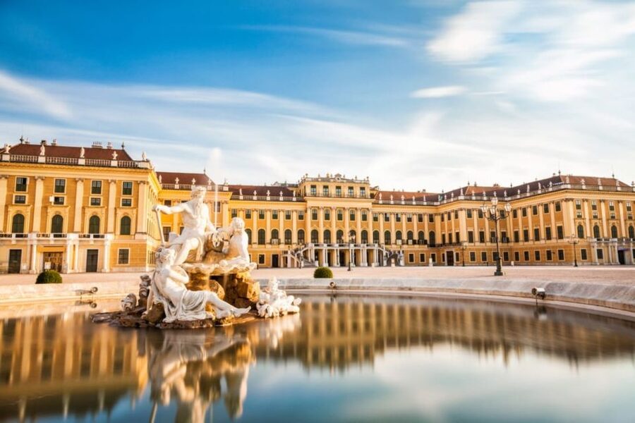 Vienna: Skip-the-Line Schonbrunn Palace Private Tour - Choose your route: 24 rooms vs up to 40 chambers