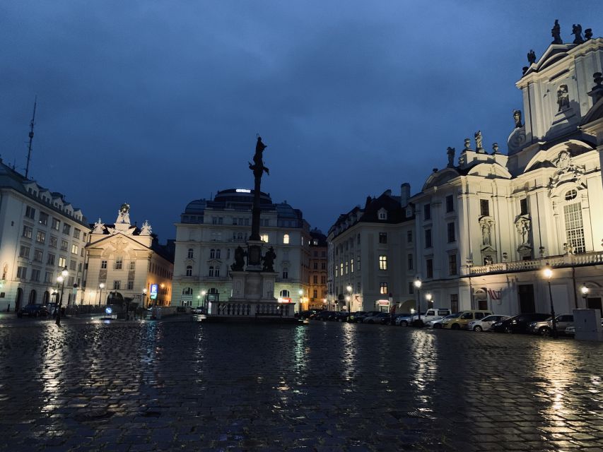 Vienna: Spooky Ghost Tour in English - Cobblestones and pacing, what the 90-minute walk really feels like