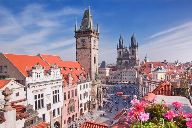 Vienna to Prague: Full-Day Private Tour with Guide and Transfers - What makes the Vienna to Prague format work so well