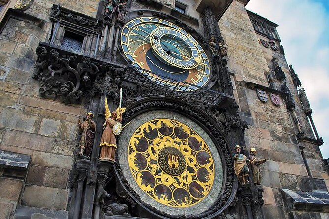 Vienna to Prague: Full-Day Private Tour with Guide and Transfers - Price and value: when $838.29 per person makes sense
