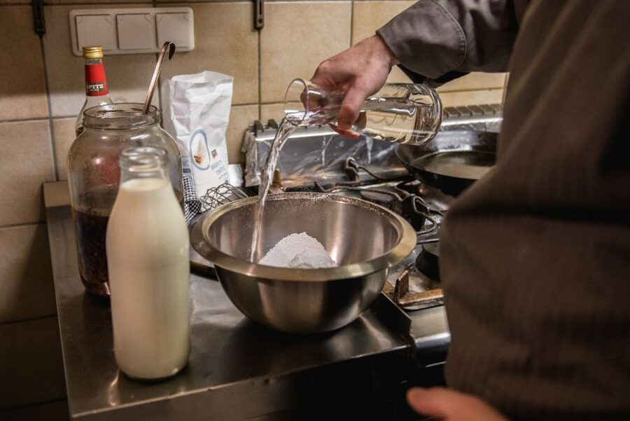 Vienna: Traditional Kaiserschmarrn Cooking Class & Tasting - Who this Kaiserschmarrn class suits best