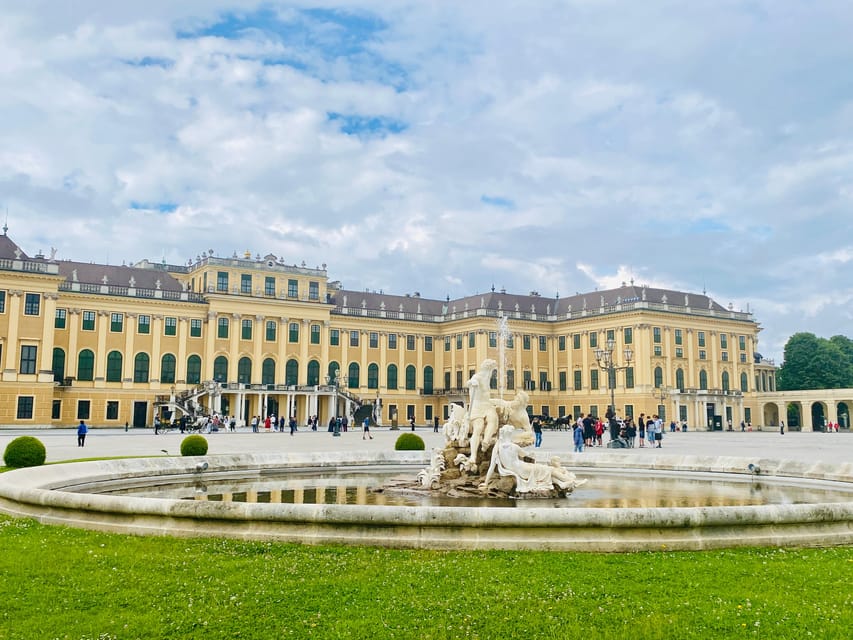 Vienna: UNESCO Schönbrunn Palace Guided Tour with Entry - Schönbrunn Gardens in 30 Minutes: A Smart Taste of the Grounds