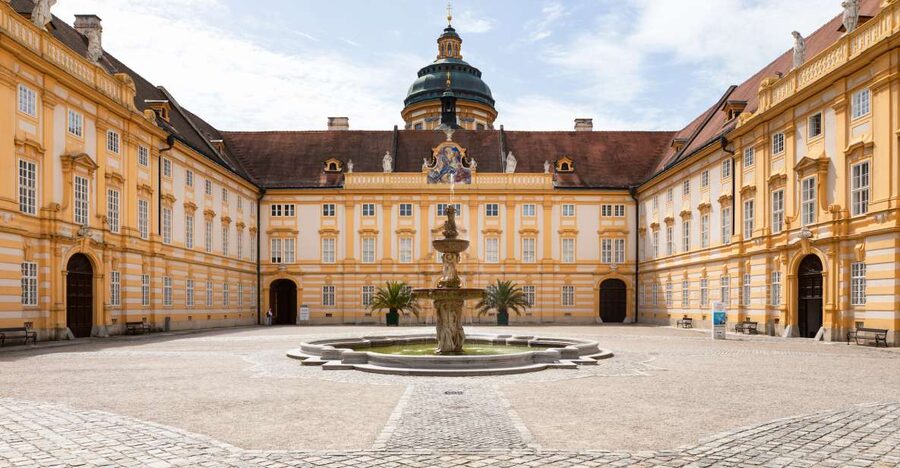 Vienna: Wachau Valley, Melk Abbey Tour with Danube Boat Trip - Why Wachau Valley and Melk Abbey Are a Top Vienna Day Trip Combo