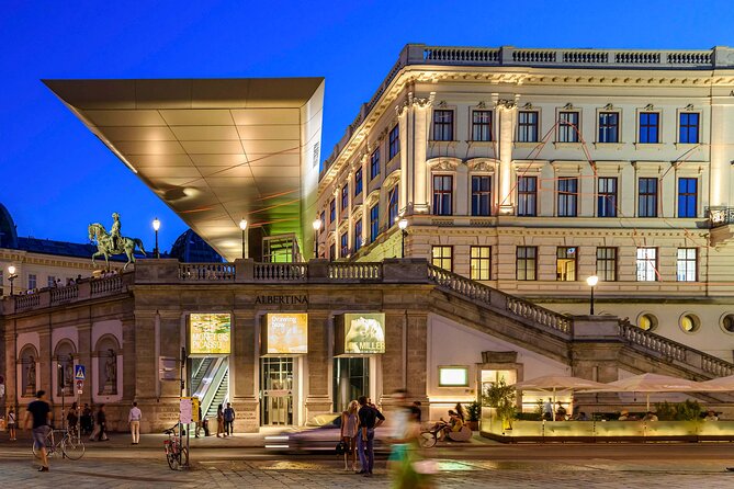 Vienna Walking Tour with Audioguide on Your Smartphone - Fountains and Monuments: Joseph II, Donnerbrunnen, and a Wartime Reminder