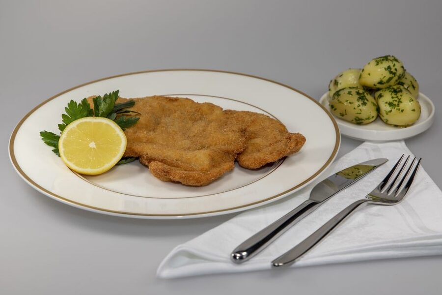 Vienna: Wiener Schnitzel and Strudel Cooking Class - Dietary Options That Actually Matter in Austria