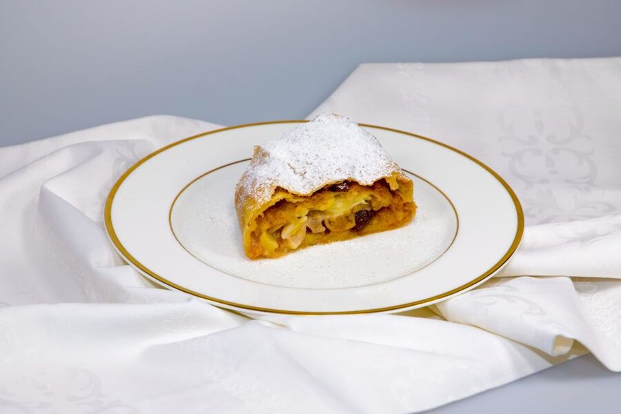 Vienna: Wiener Schnitzel and Strudel Cooking Class - Who Should Book This Class, and Who Might Skip It