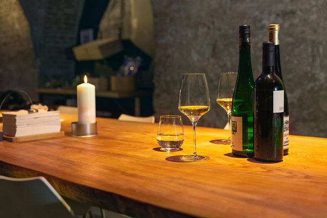 Wine Tasting Tour - Stop 1 in Vienna’s Historic Center: Ham, Bread, and a Very Vienna-Style Wine