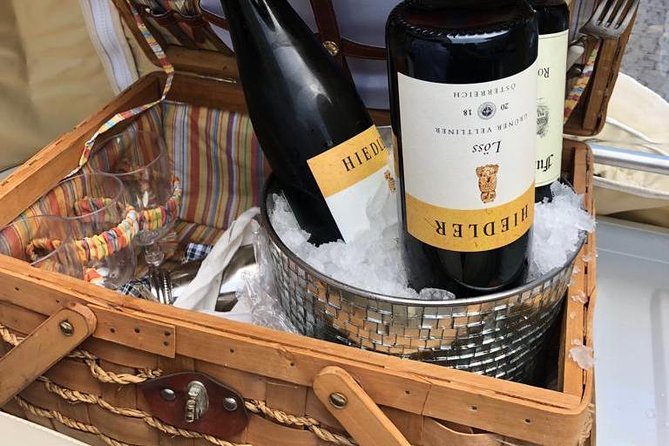 Wine & Vienna - the most popluar VIP Tour in Vienna - English experience, mobile ticket, and private group setup